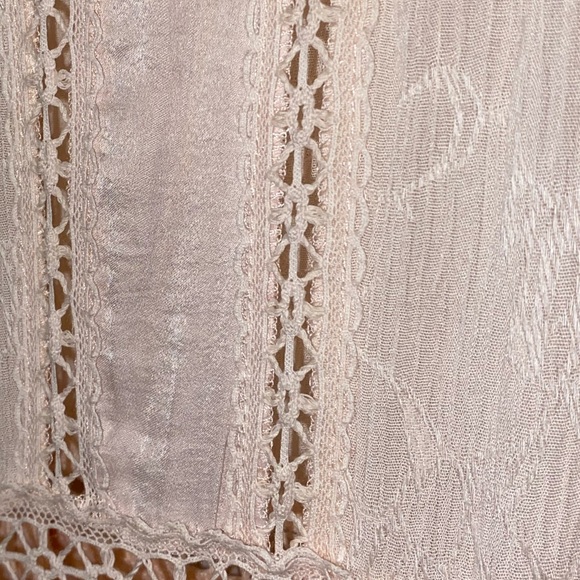 Womens medium cream boho dresses bell sleeves cutout keyhole cute trendy keyhole - Picture 6 of 10